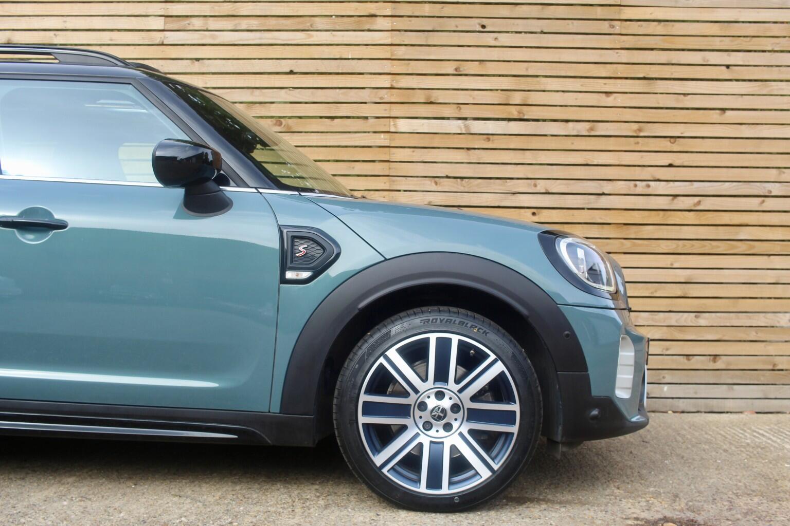 Mini Countryman view 39