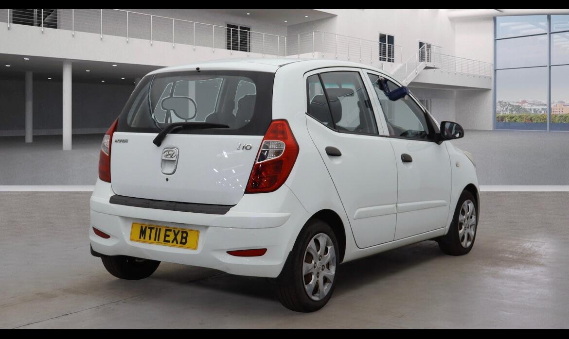 Hyundai i10 view 4