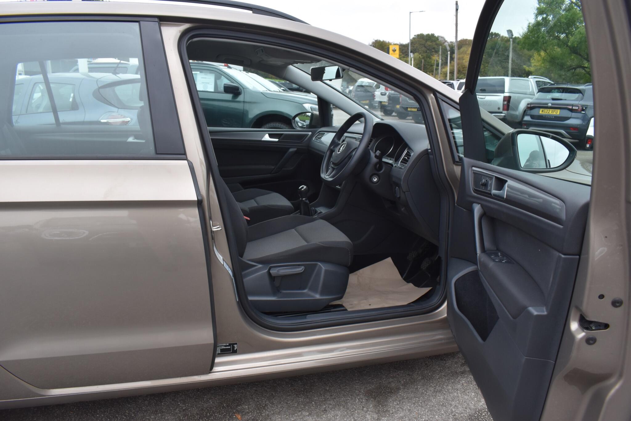 Golf SV - 1.4 TSI BlueMotion Tech S Euro 6 (s/s) 5dr - Image 6