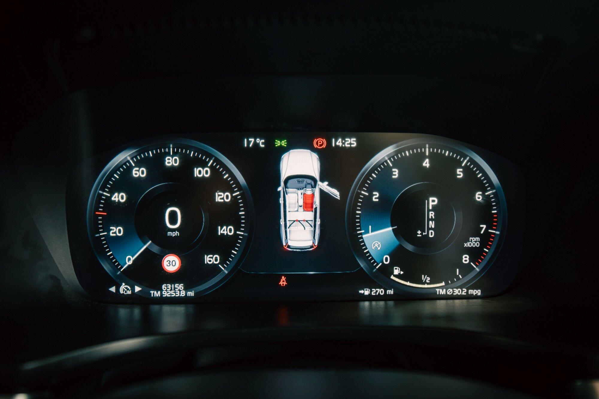 Volvo V60 view 16