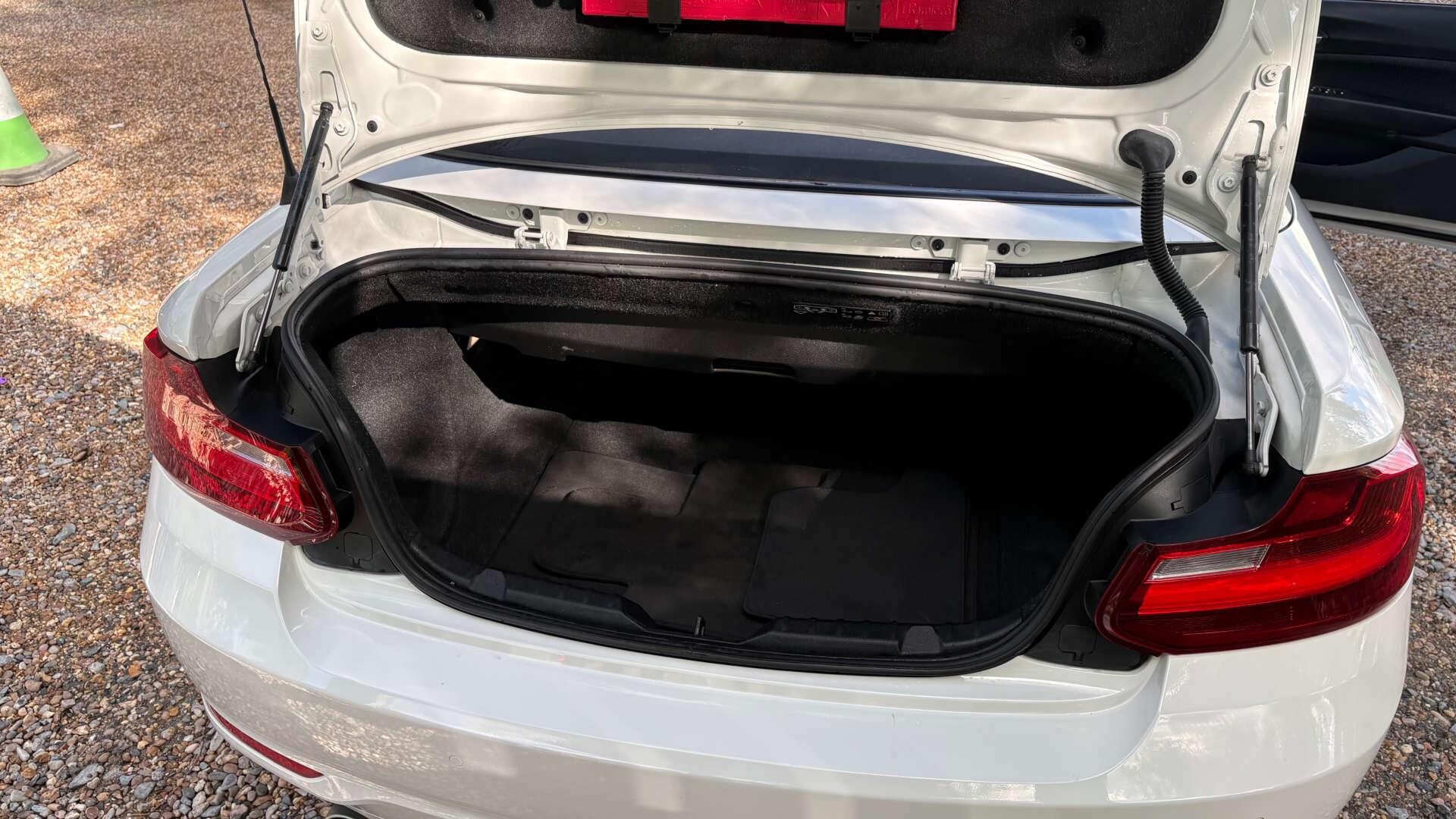 BMW 2 Series view 40