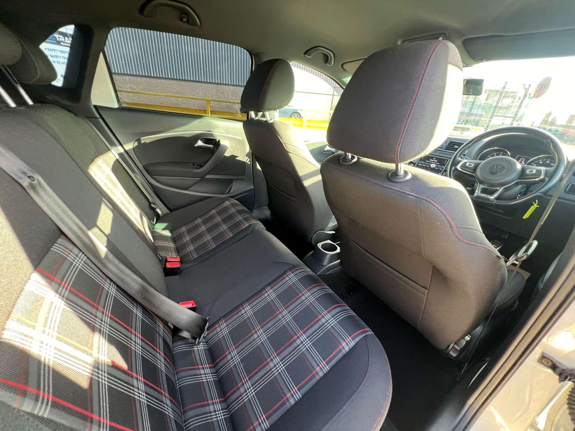 Volkswagen Polo view 19