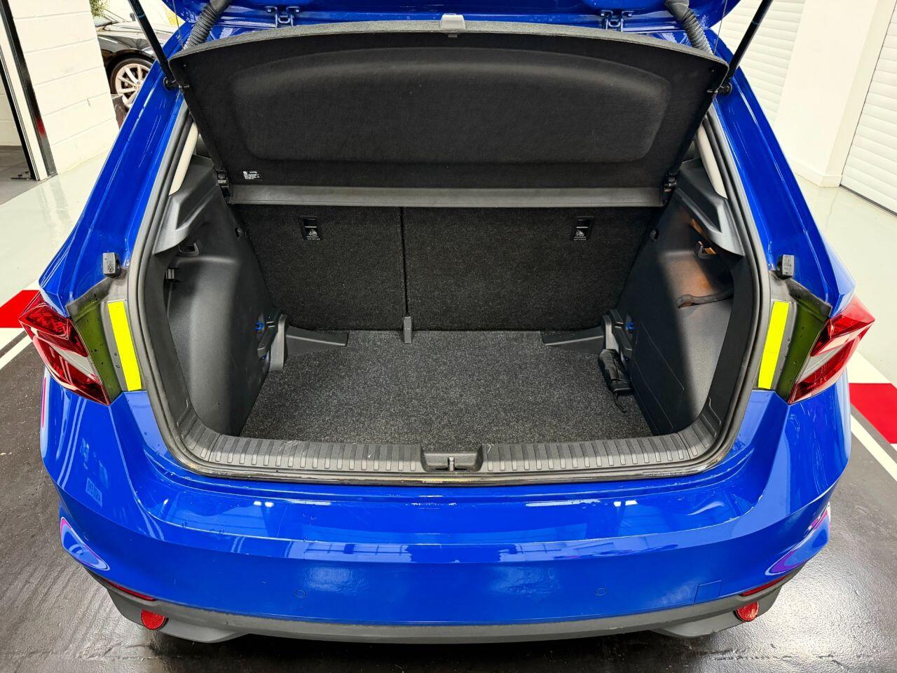 Skoda Fabia view 38