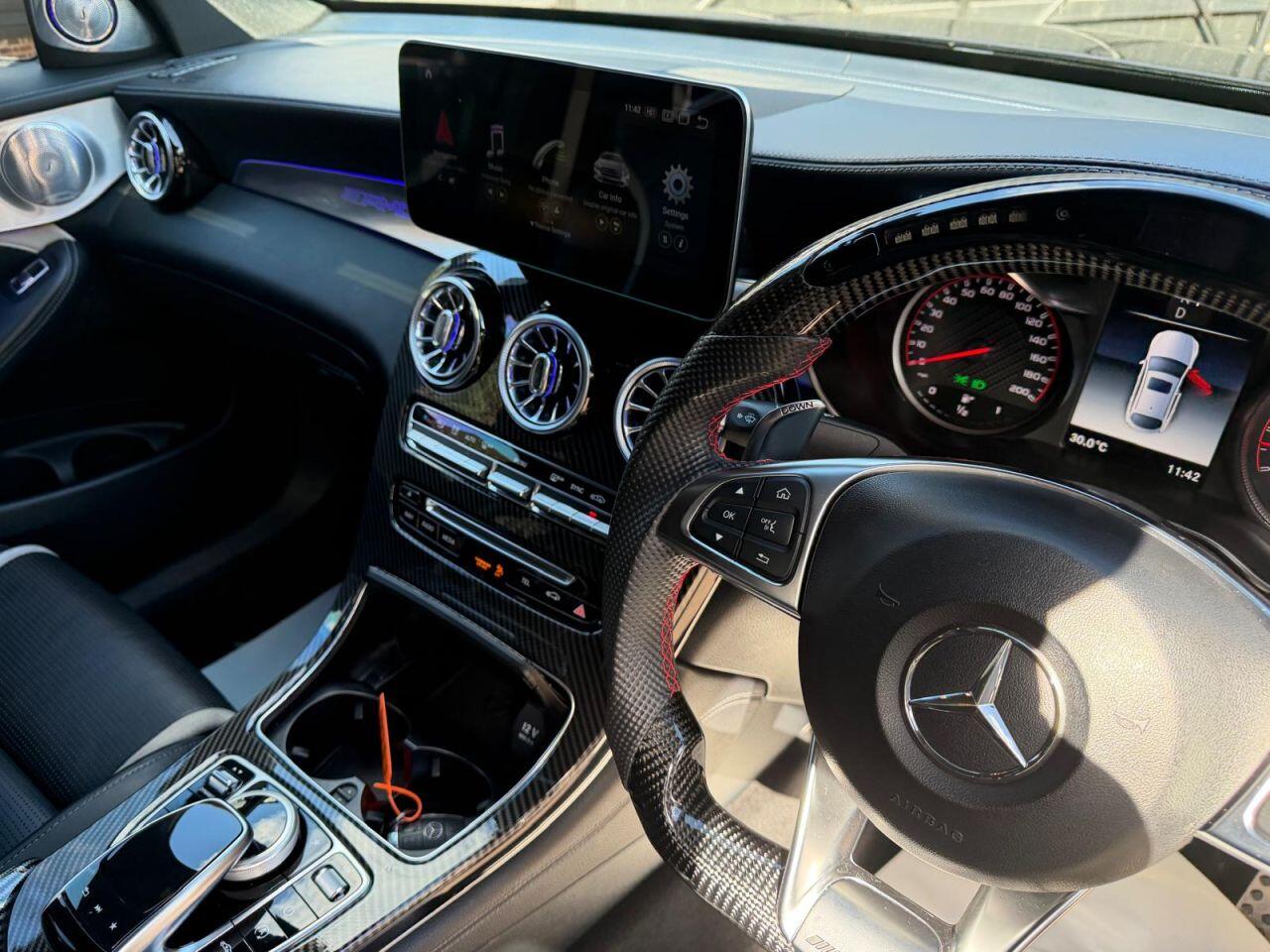 Mercedes-Benz GLC view 12