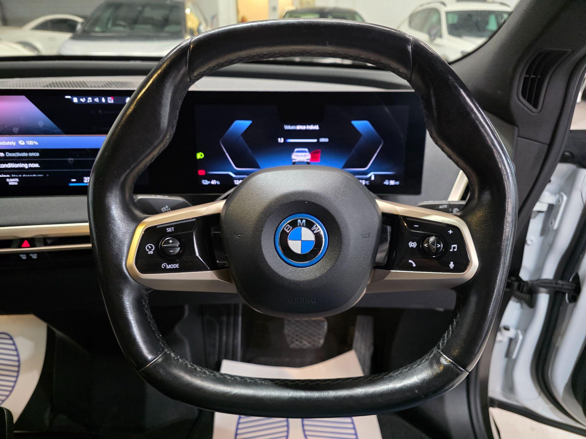 BMW Ix view 19