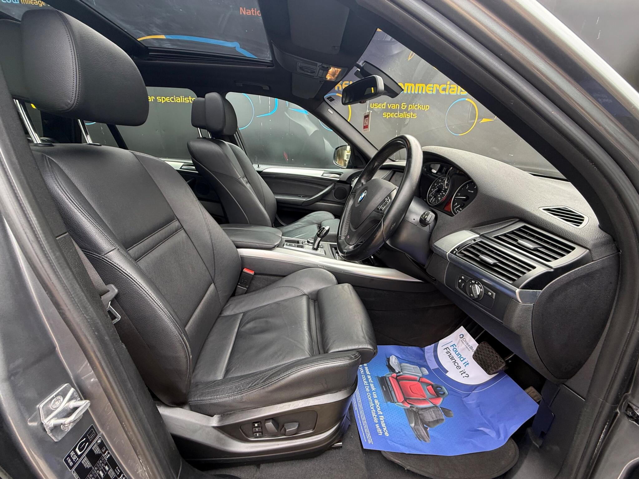 BMW X5 view 17