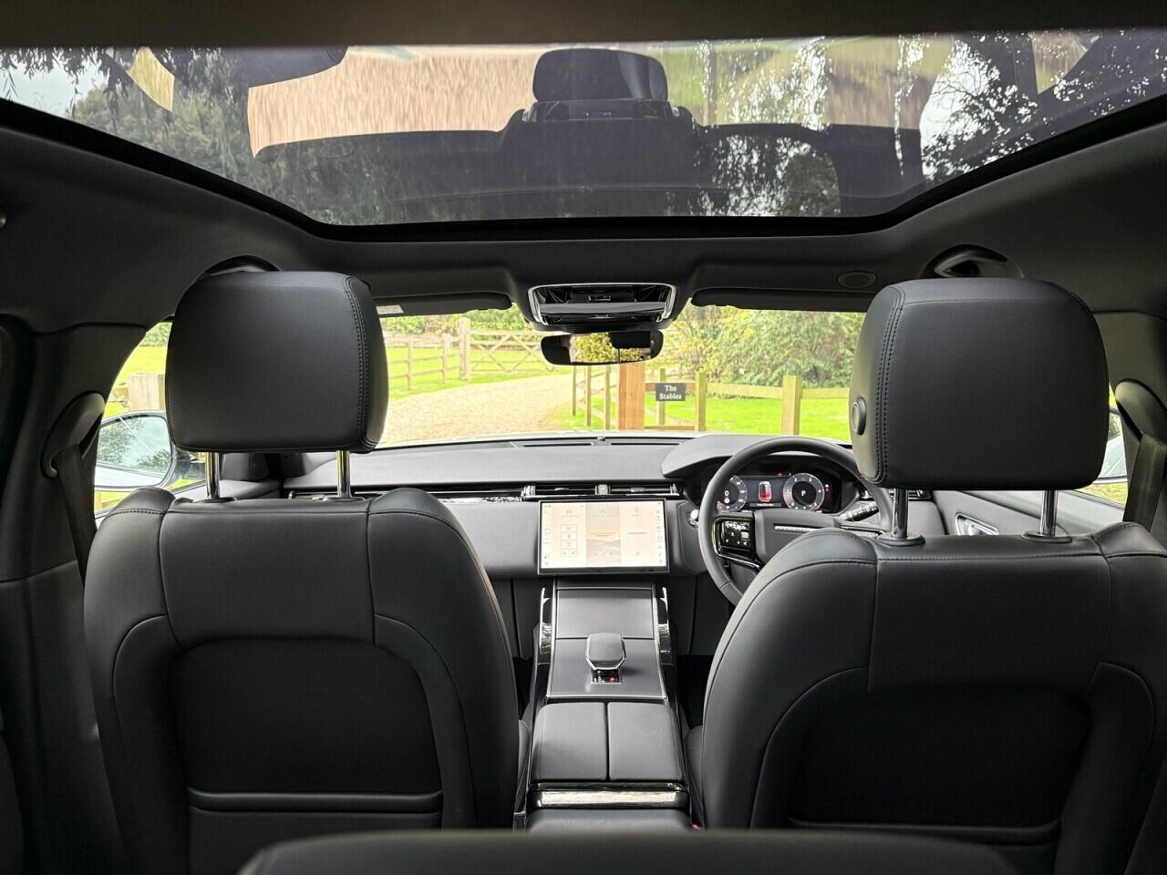 Land Rover Range Rover Velar view 21