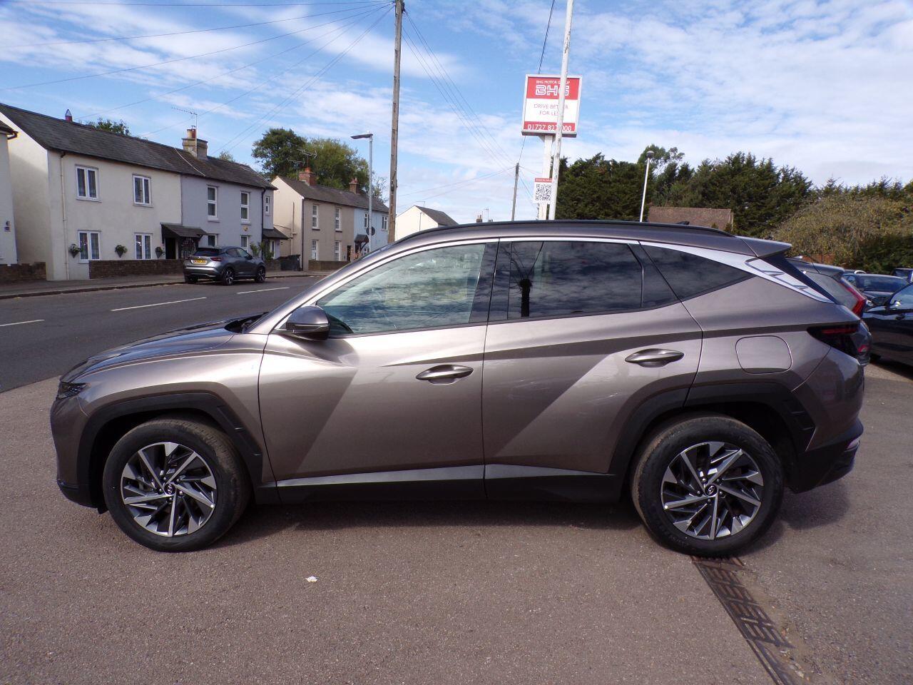 Hyundai Tucson view 5