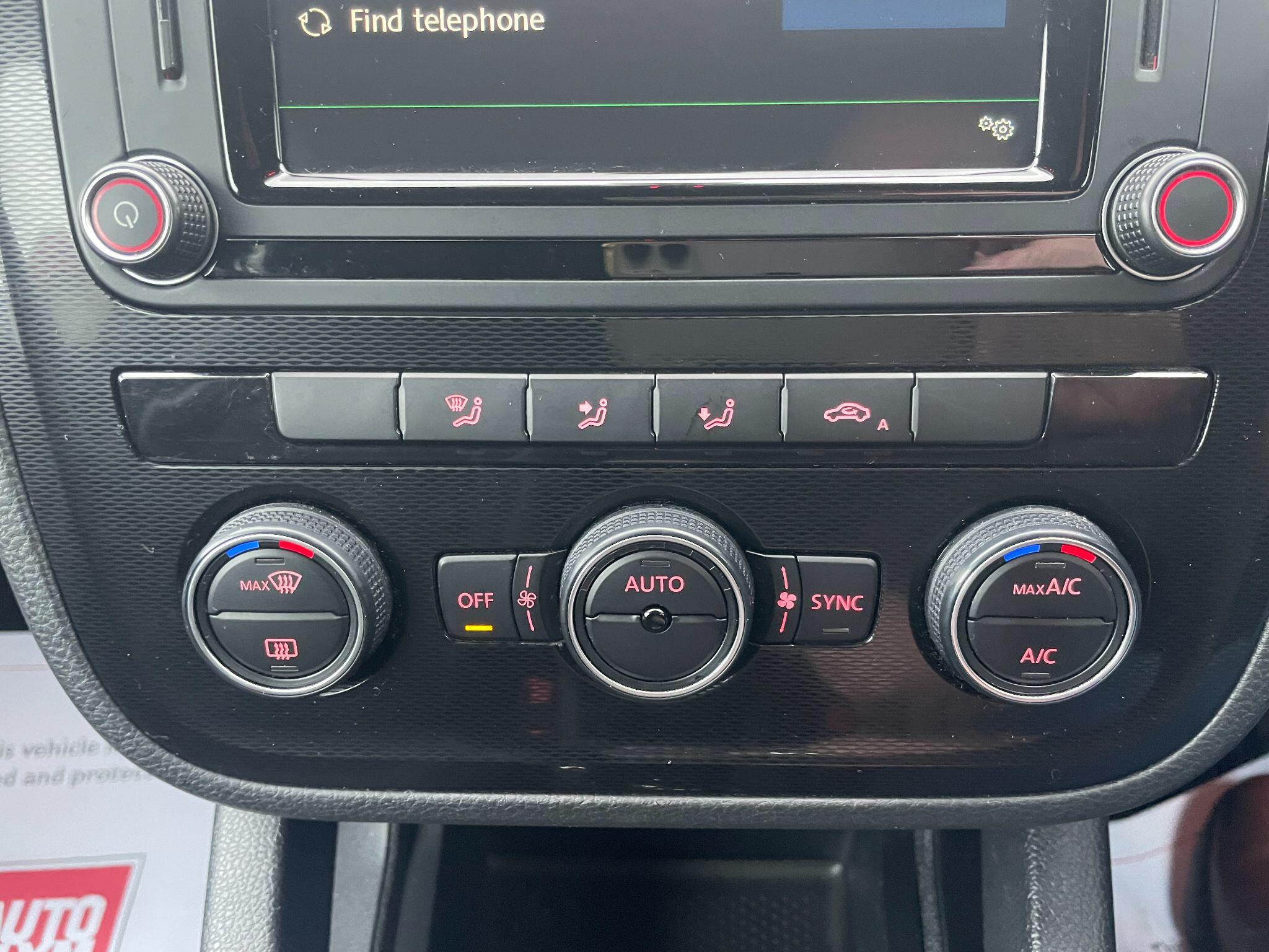 Volkswagen Scirocco view 23