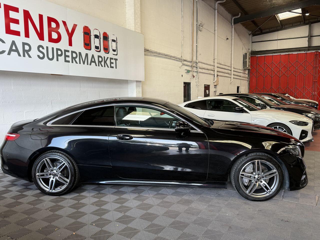 Mercedes-Benz E Class view 11