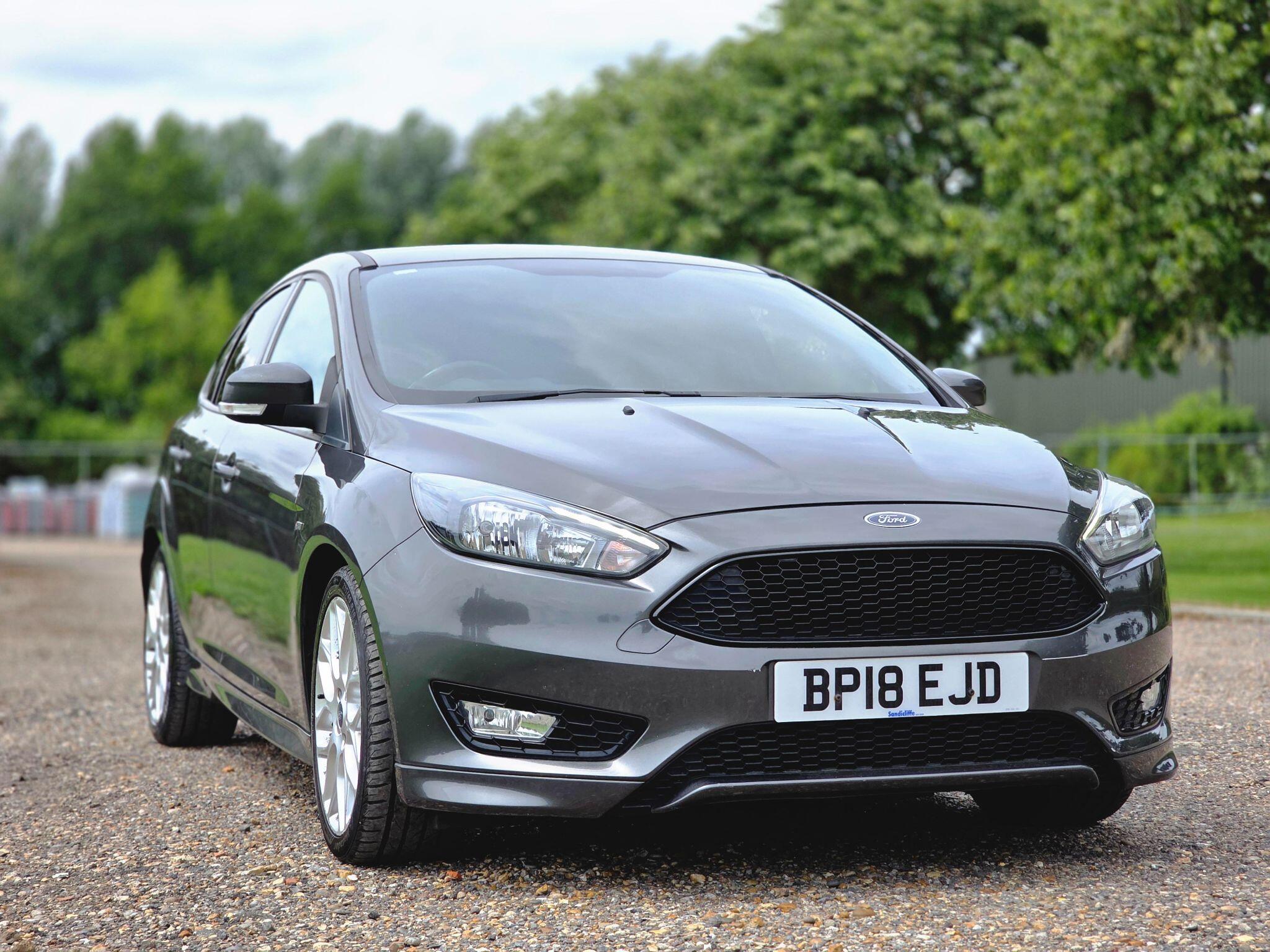 Ford Focus view 19