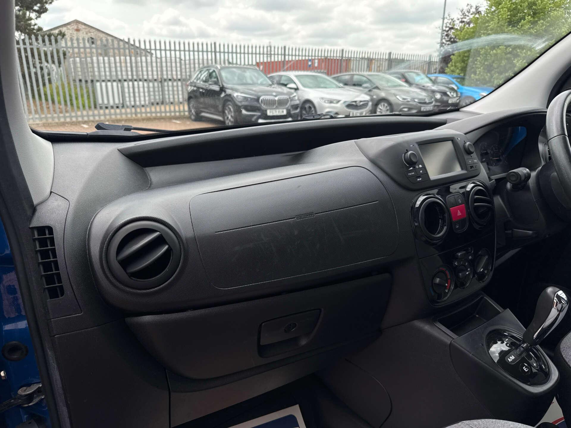 Fiat Qubo view 28
