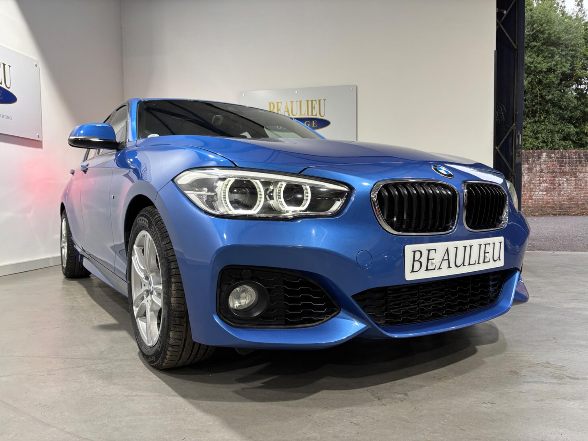 BMW 1 Series view 10