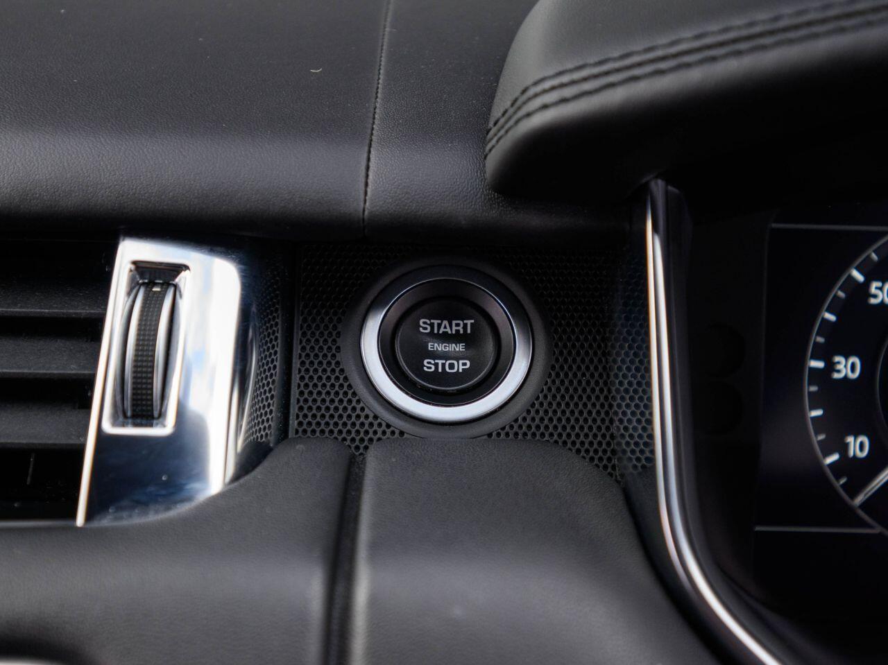 Land Rover Range Rover Sport view 32
