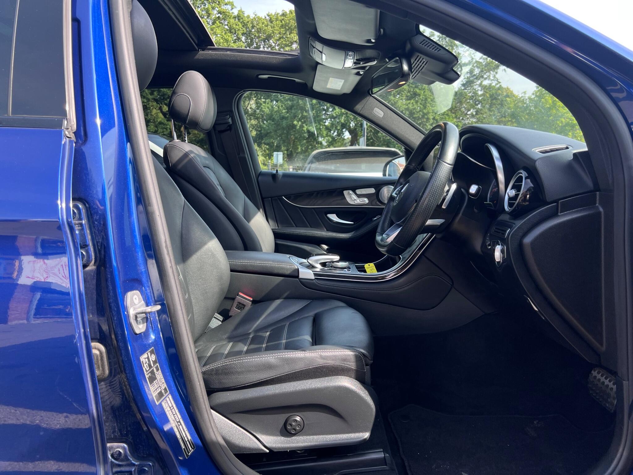 Mercedes-Benz GLC view 18