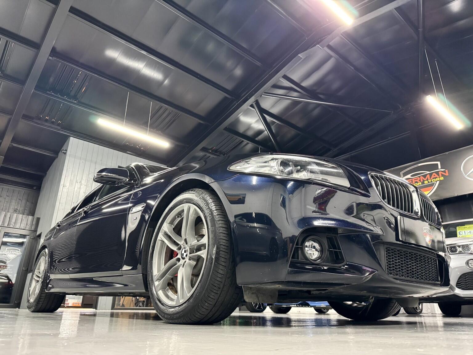 BMW 5 Series view 9