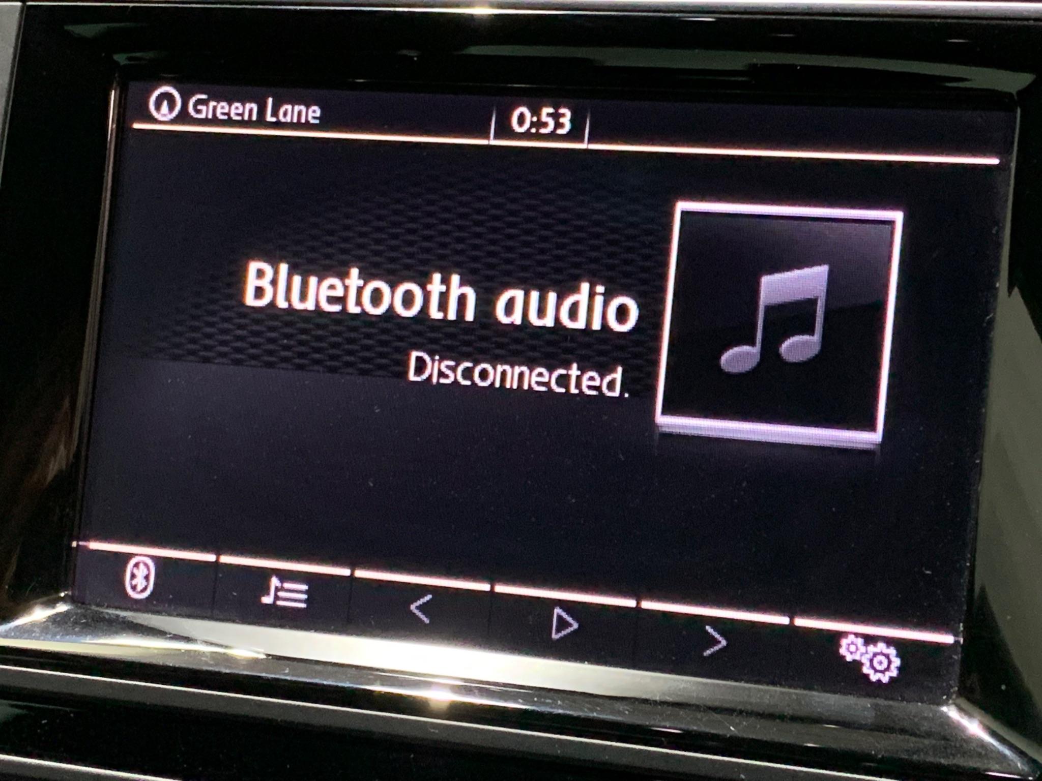Volkswagen Golf view 19