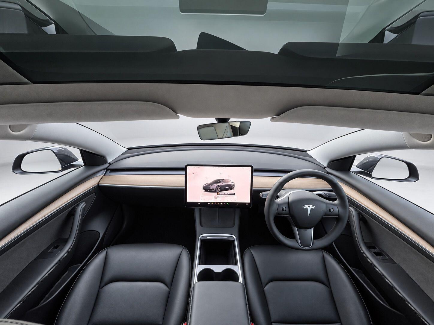 Tesla Model 3 view 27
