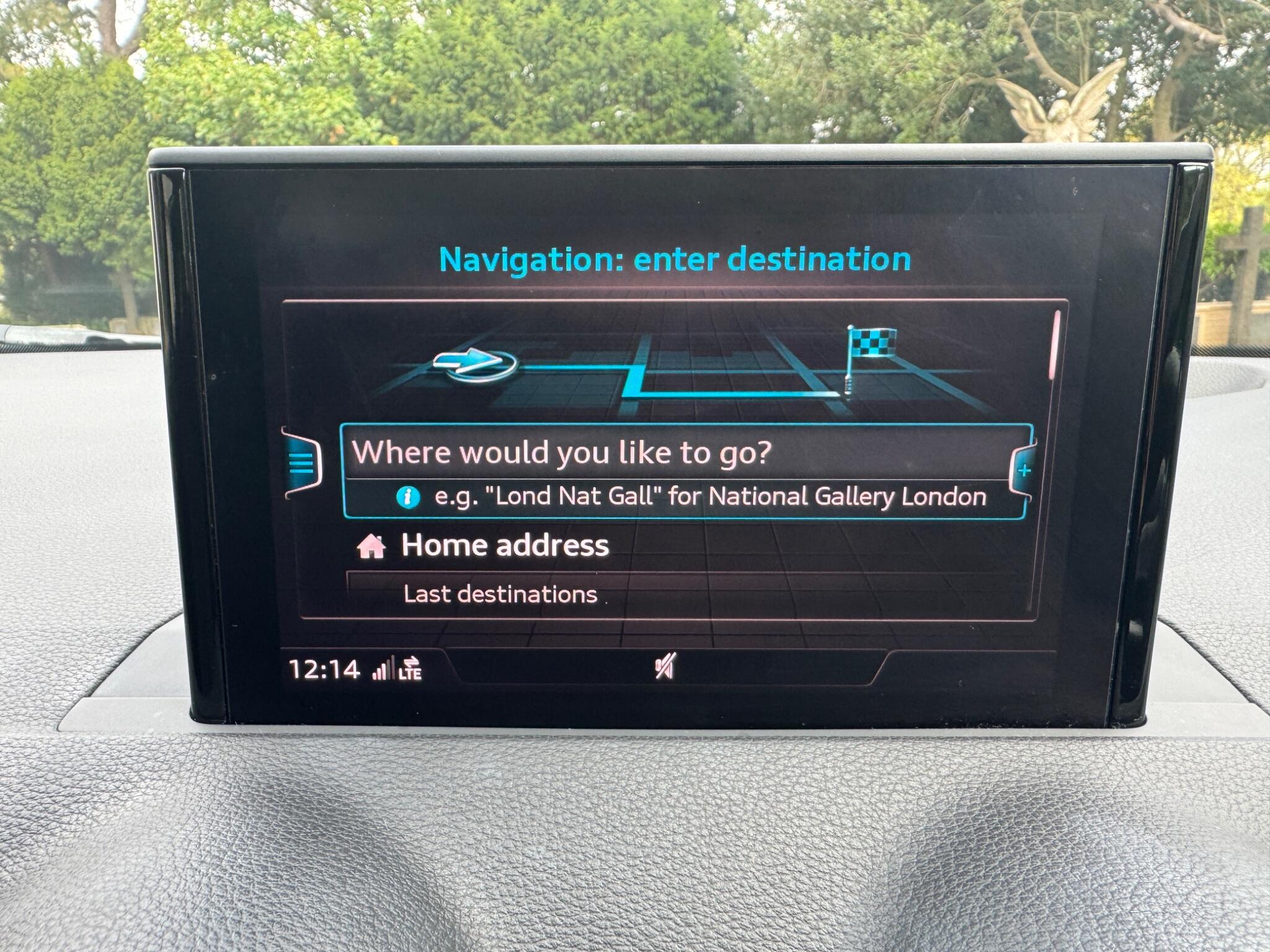 Audi Q2 view 59