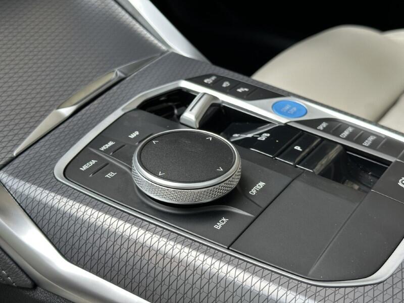 BMW i4 view 20