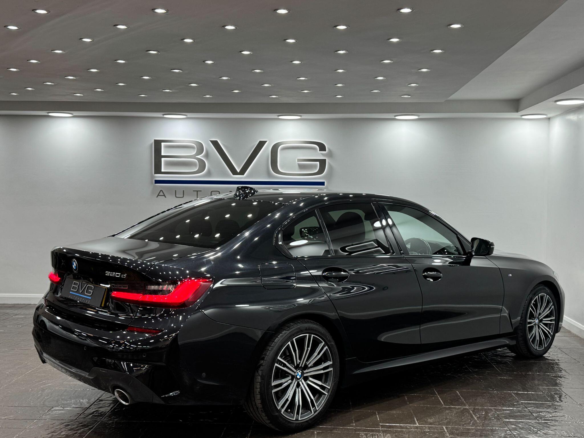 BMW 3 Series view 9