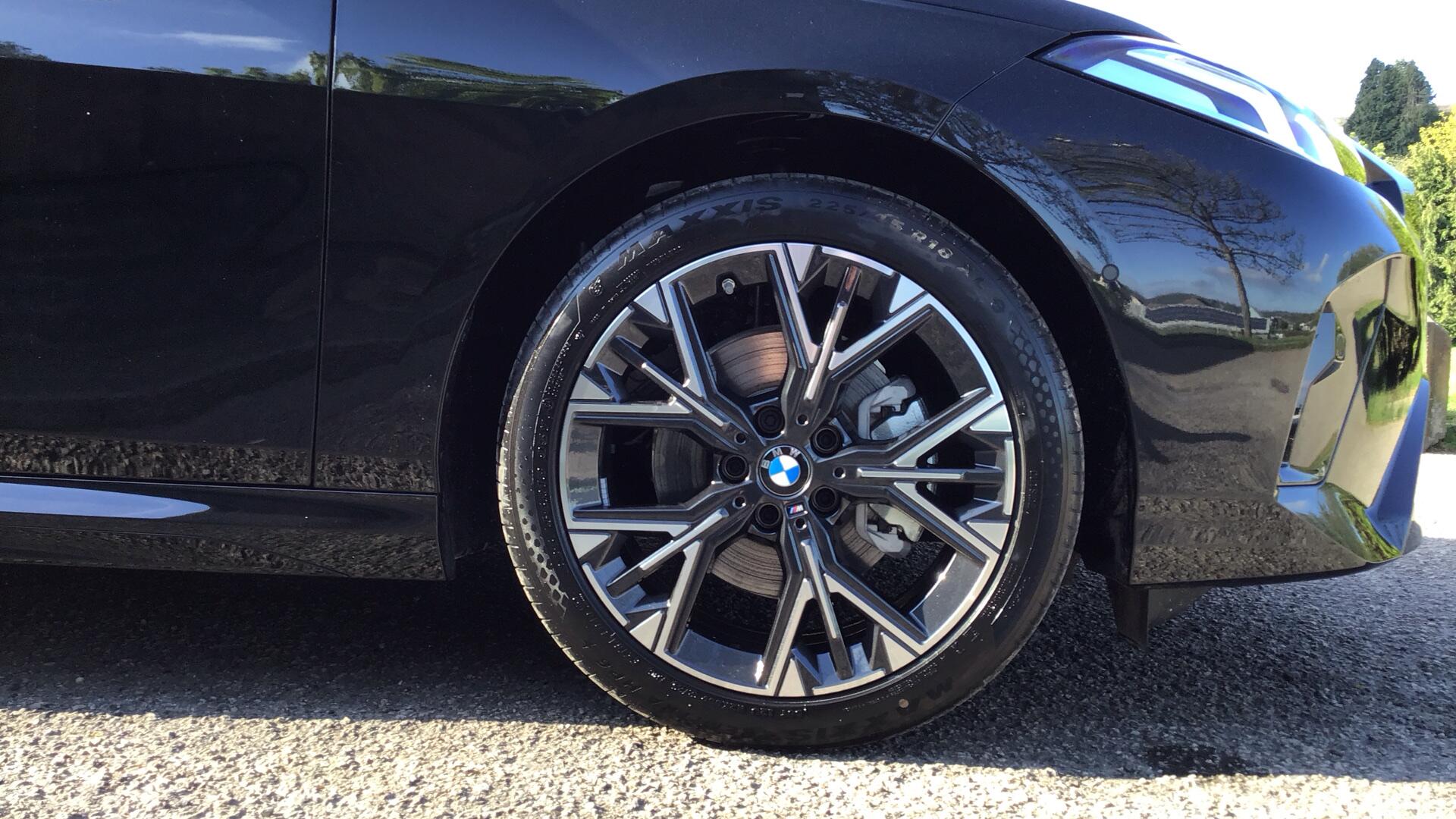 BMW 2 Series view 14