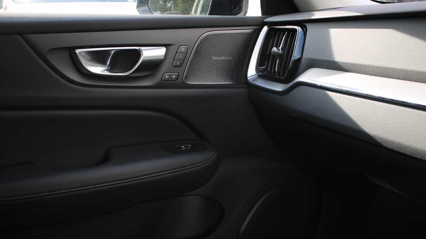 Volvo V60 view 46