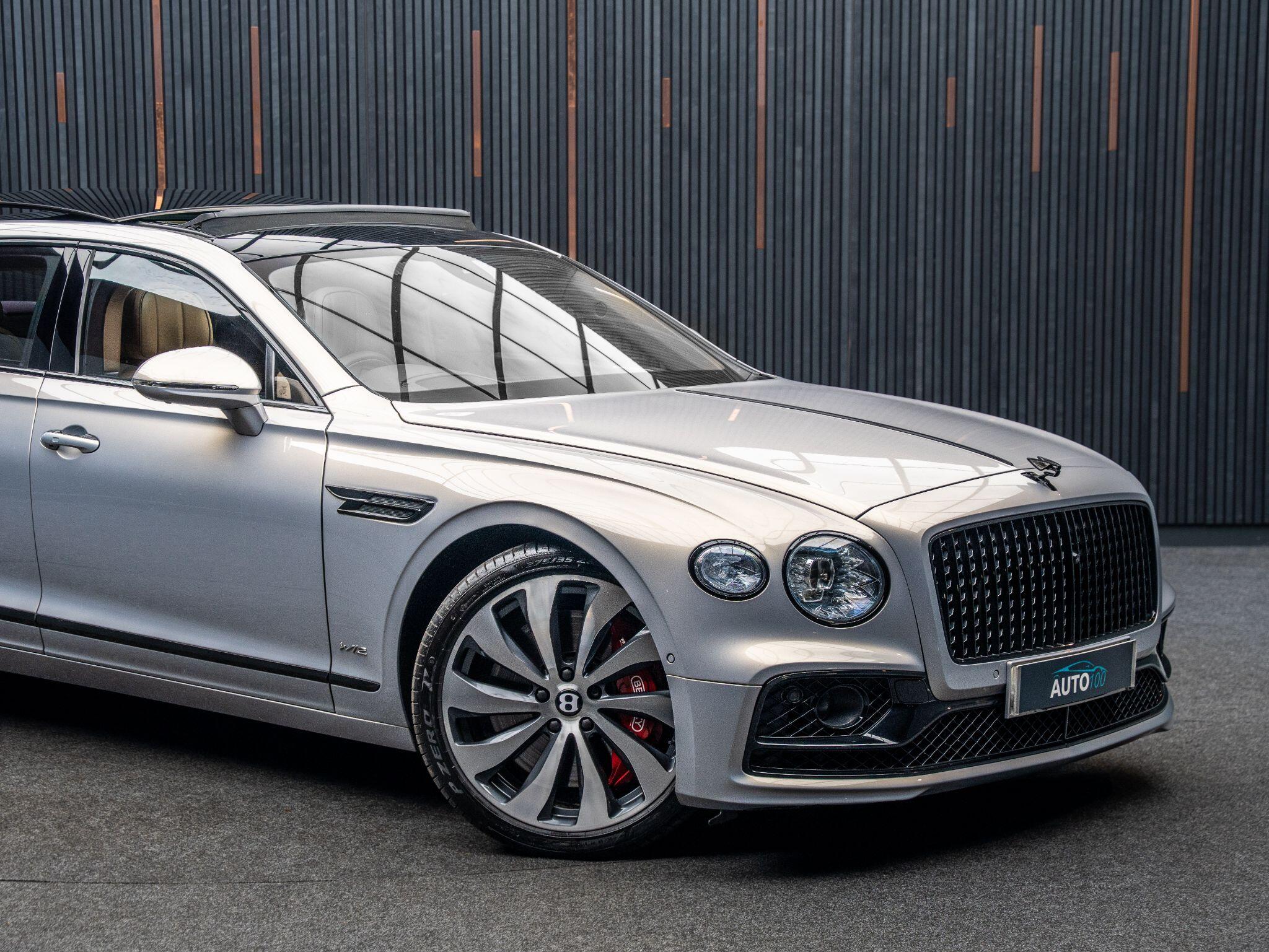 Bentley Flying Spur view 9
