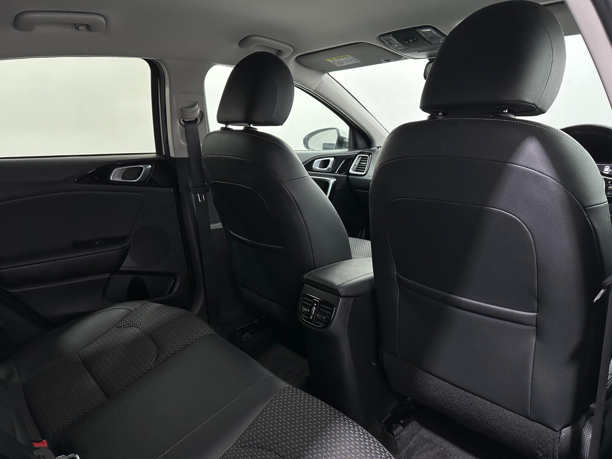 Kia Xceed view 41