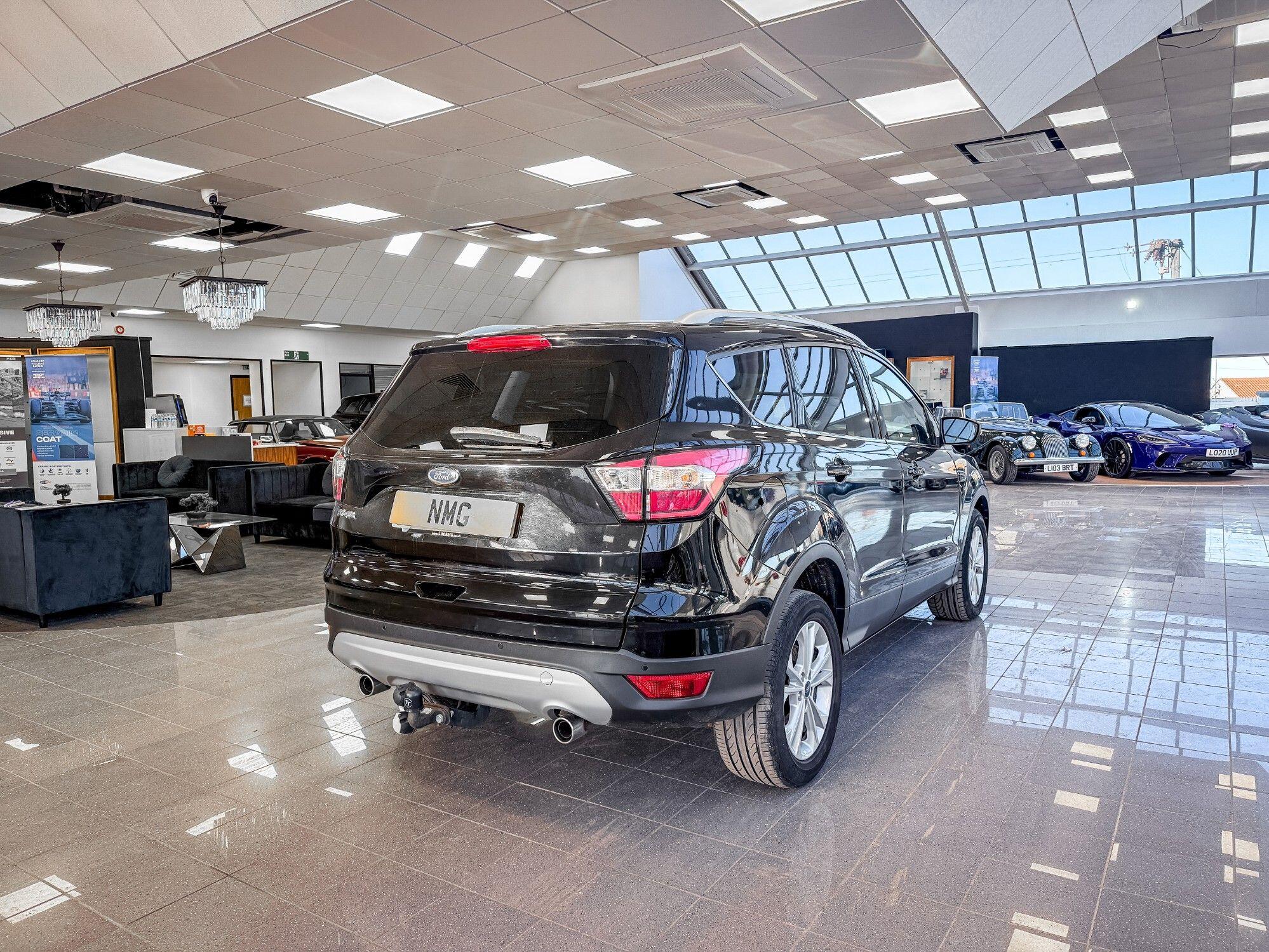 Ford Kuga view 31