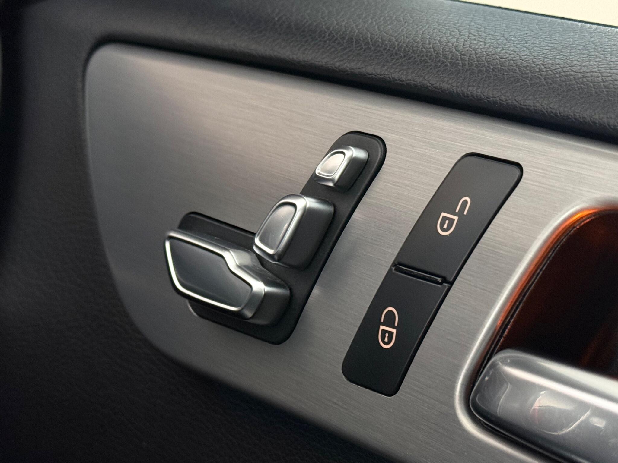 Mercedes-Benz GLE view 19