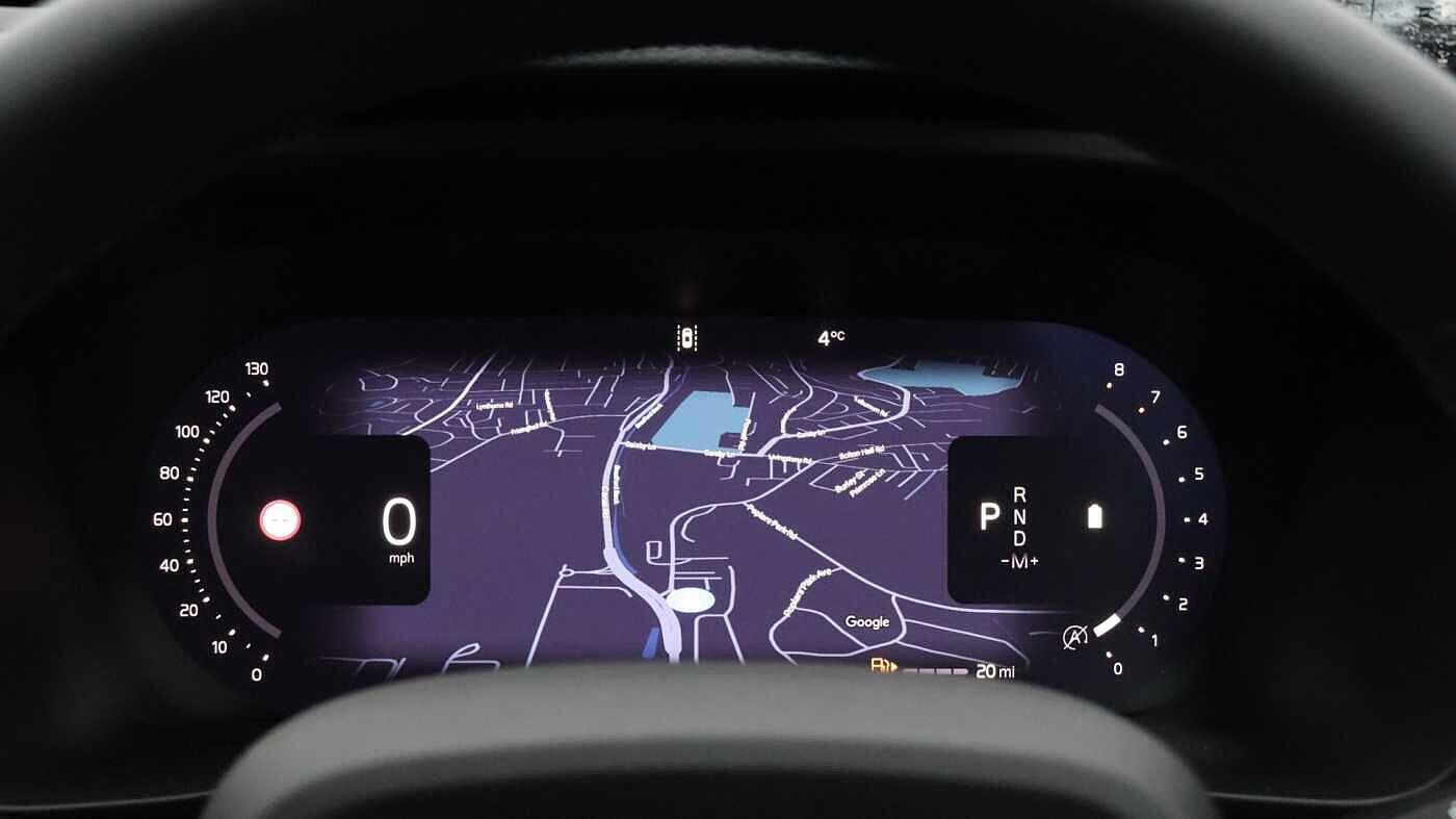 Volvo XC40 view 11