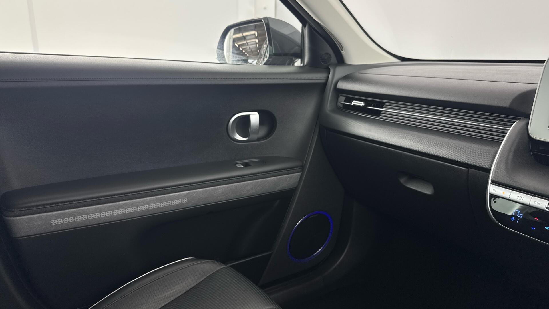 Hyundai Ioniq 5 view 38