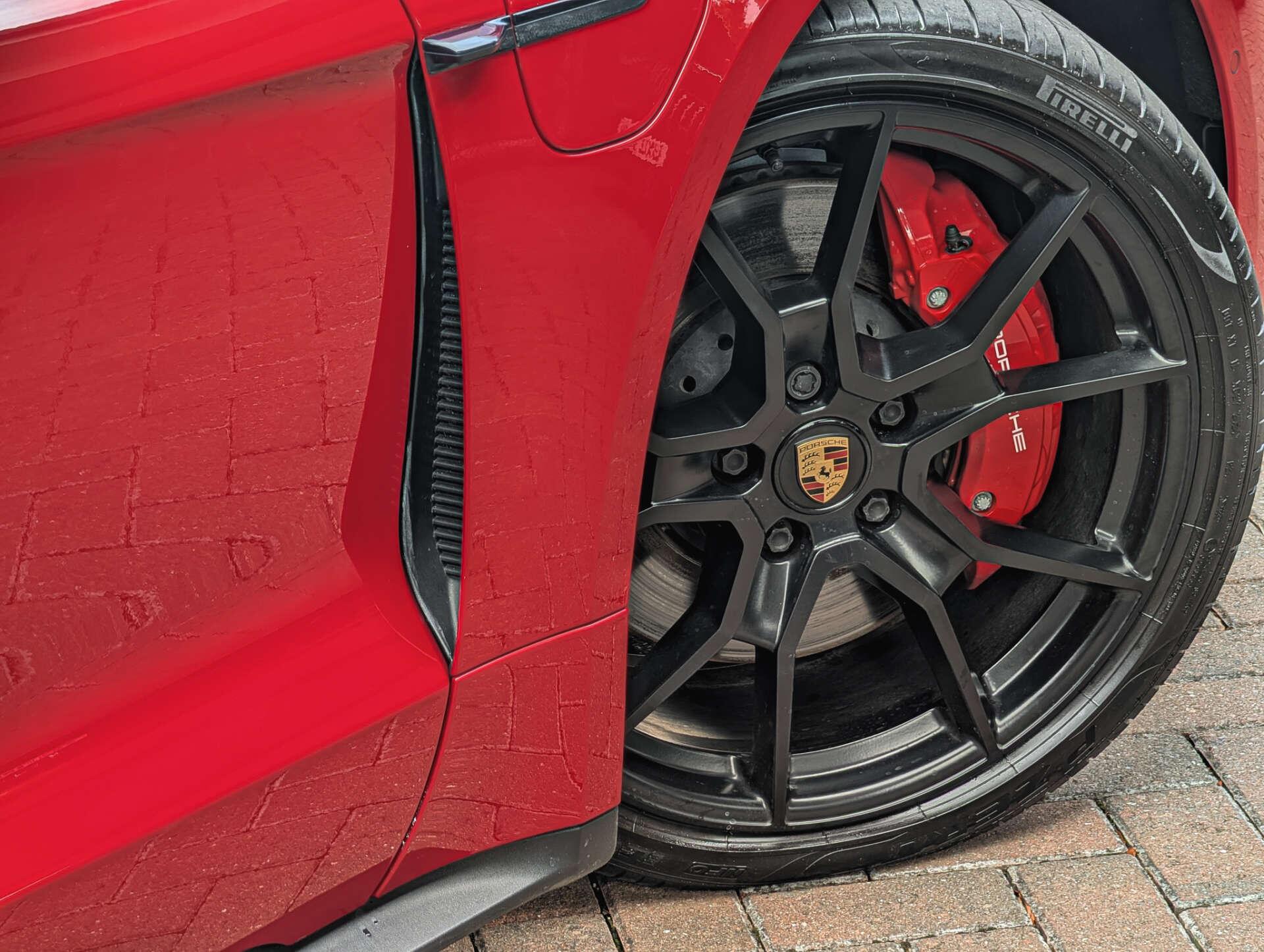 Porsche Taycan view 20