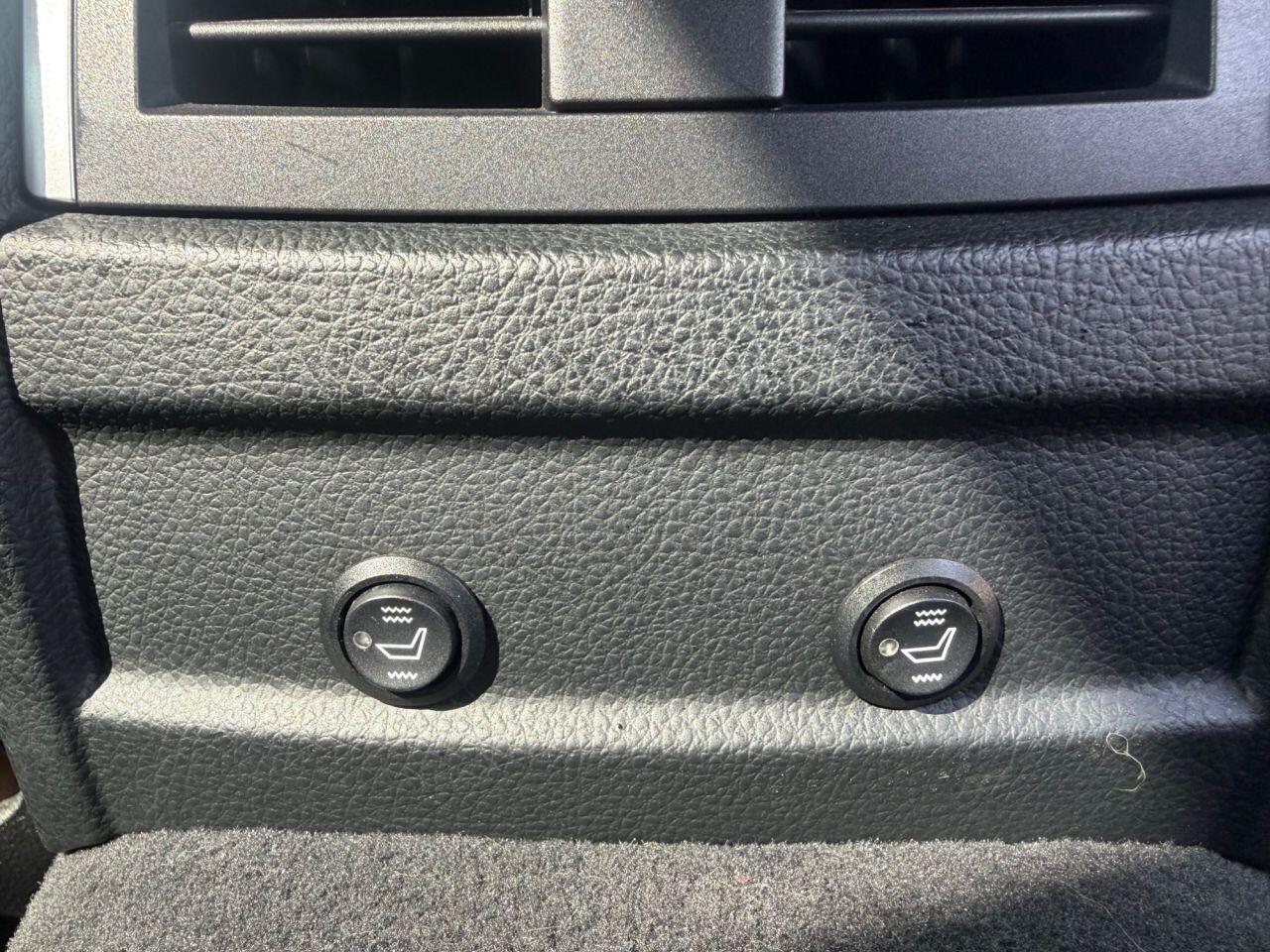 BMW 3 Series view 24