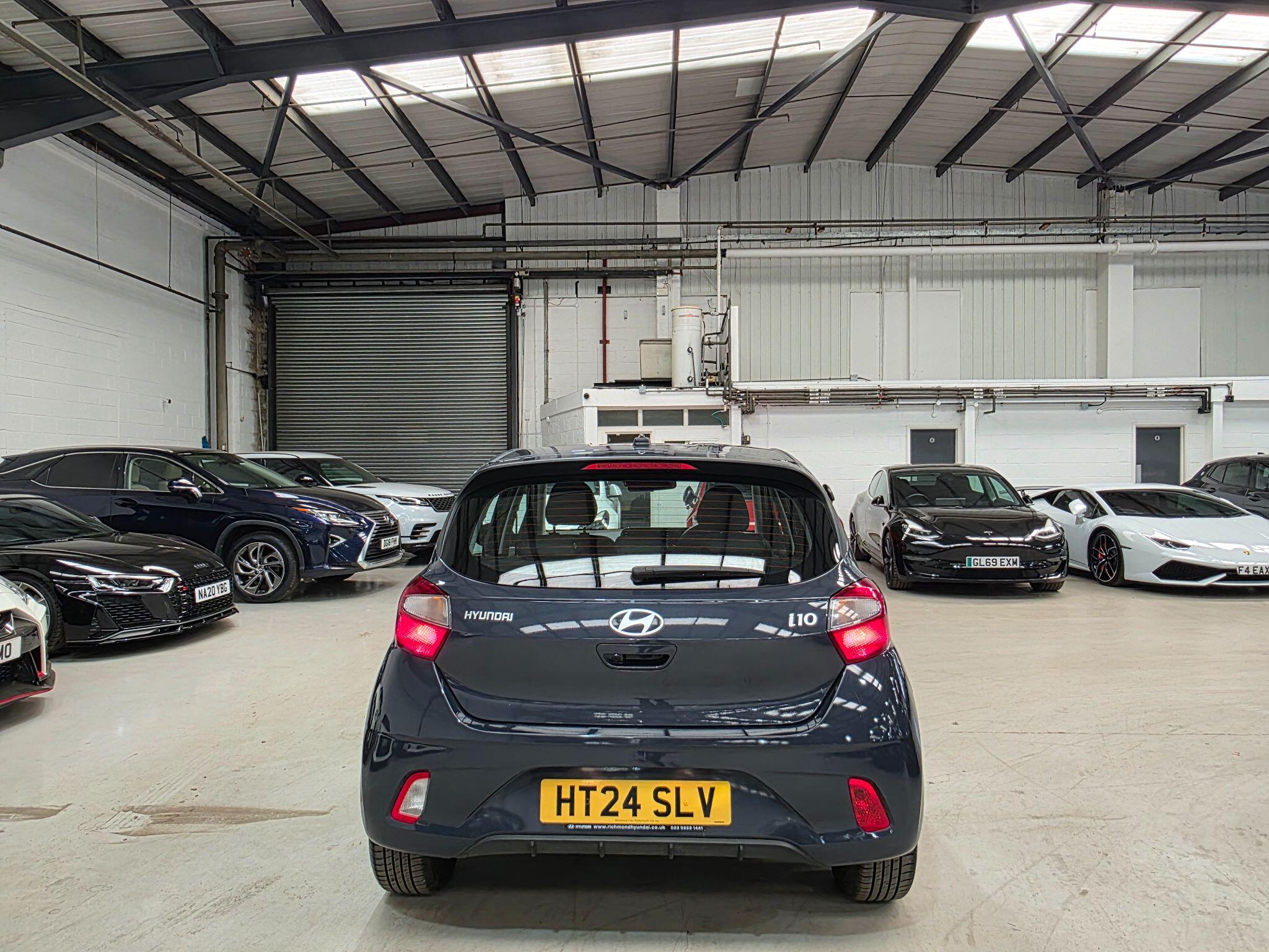 Hyundai I10 view 4