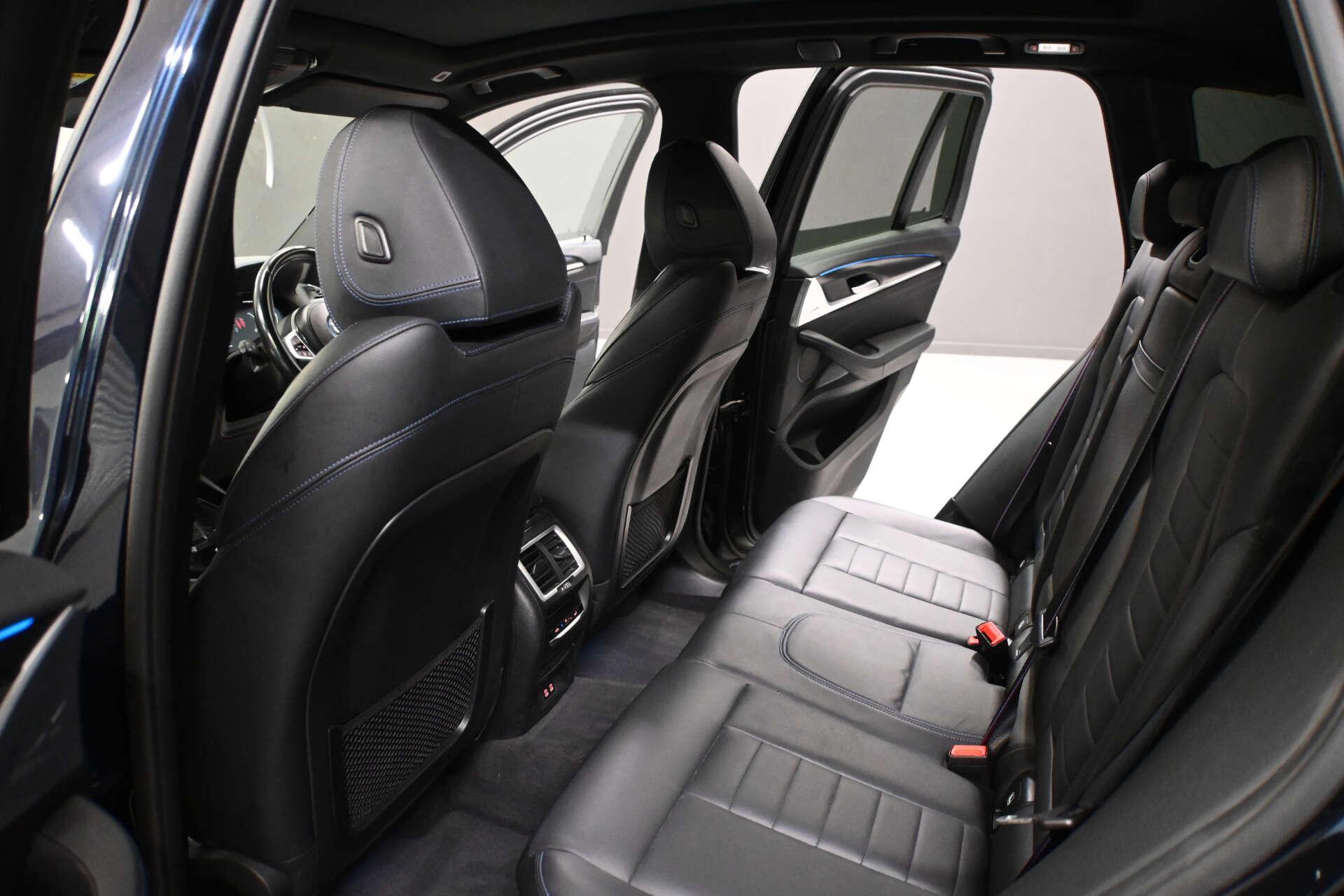 BMW Ix3 view 15
