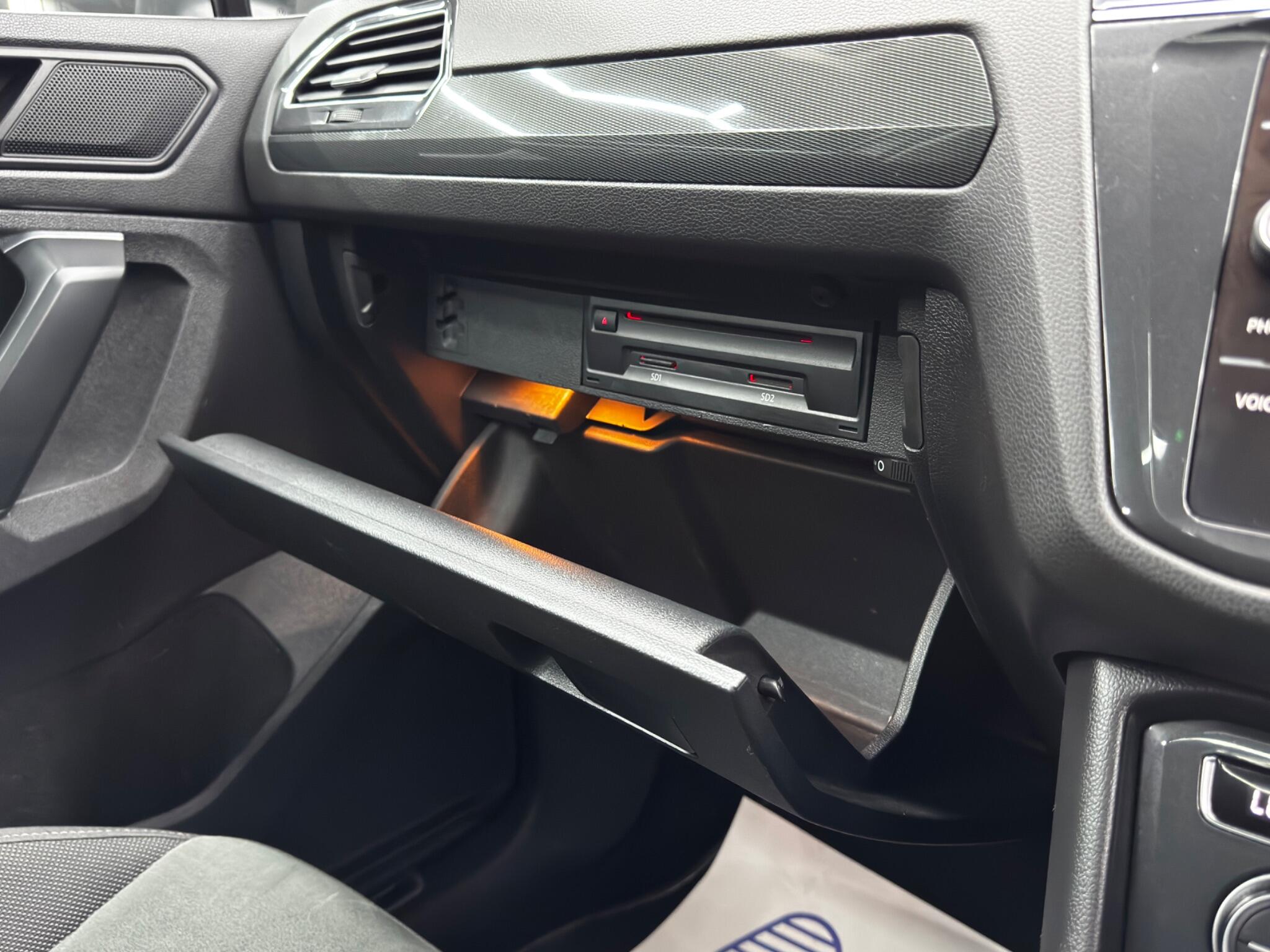 Volkswagen Tiguan view 40