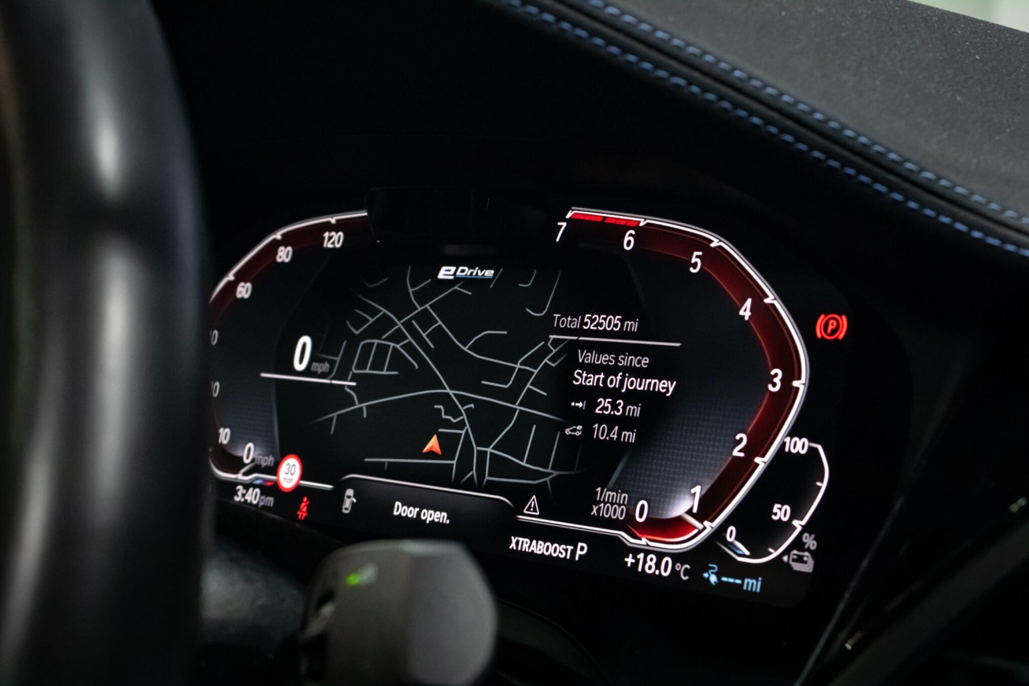 BMW 3 Series view 20