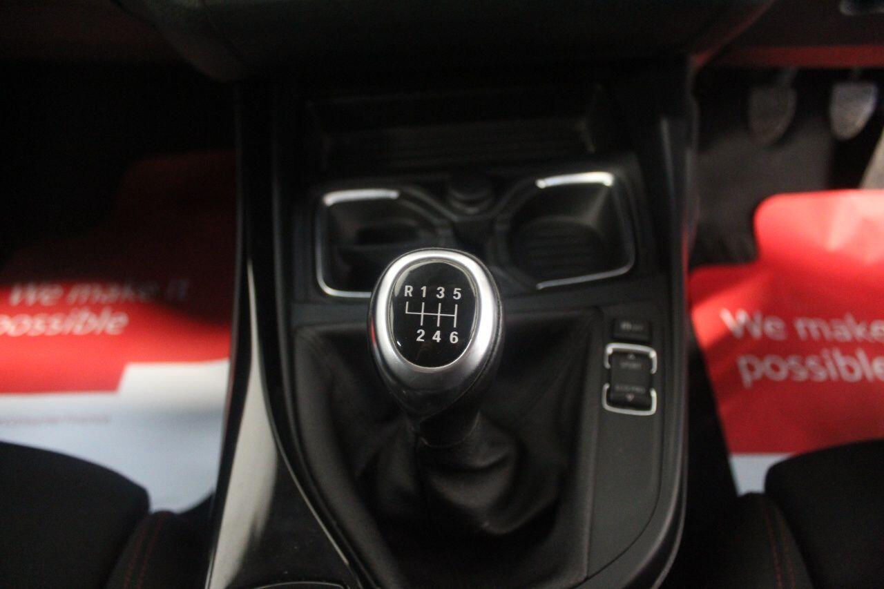 BMW 1 Series view 39