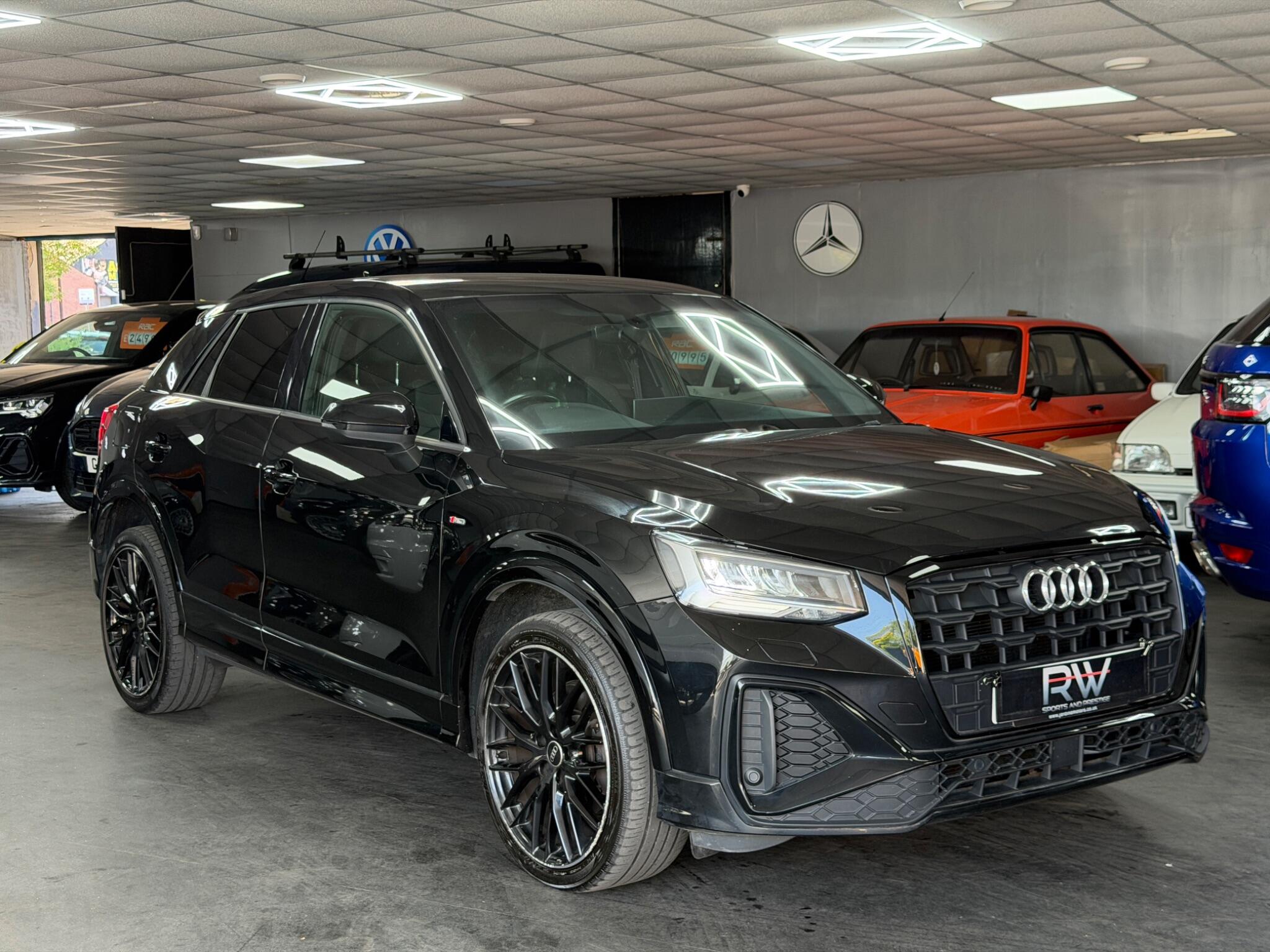 Audi Q2 view 4