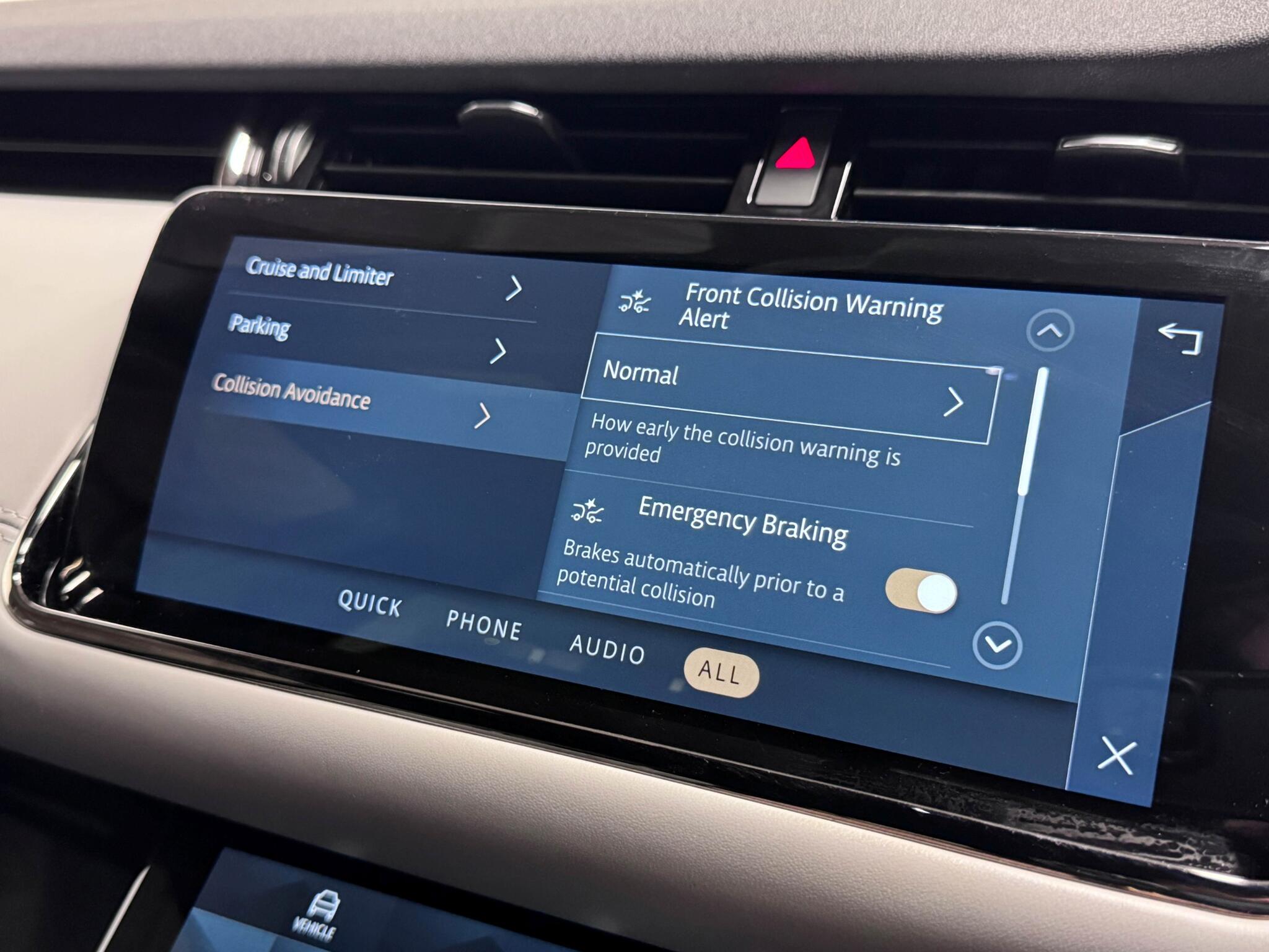 Land Rover Range Rover Evoque view 50