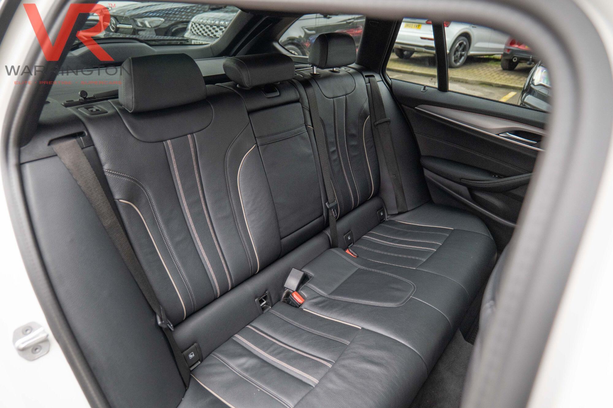 BMW 5 Series view 39