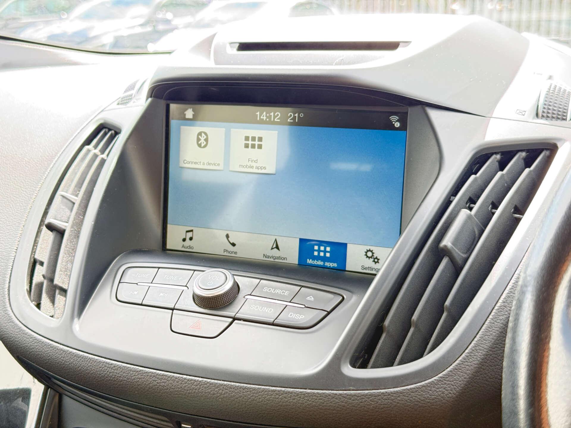 Ford Kuga view 65