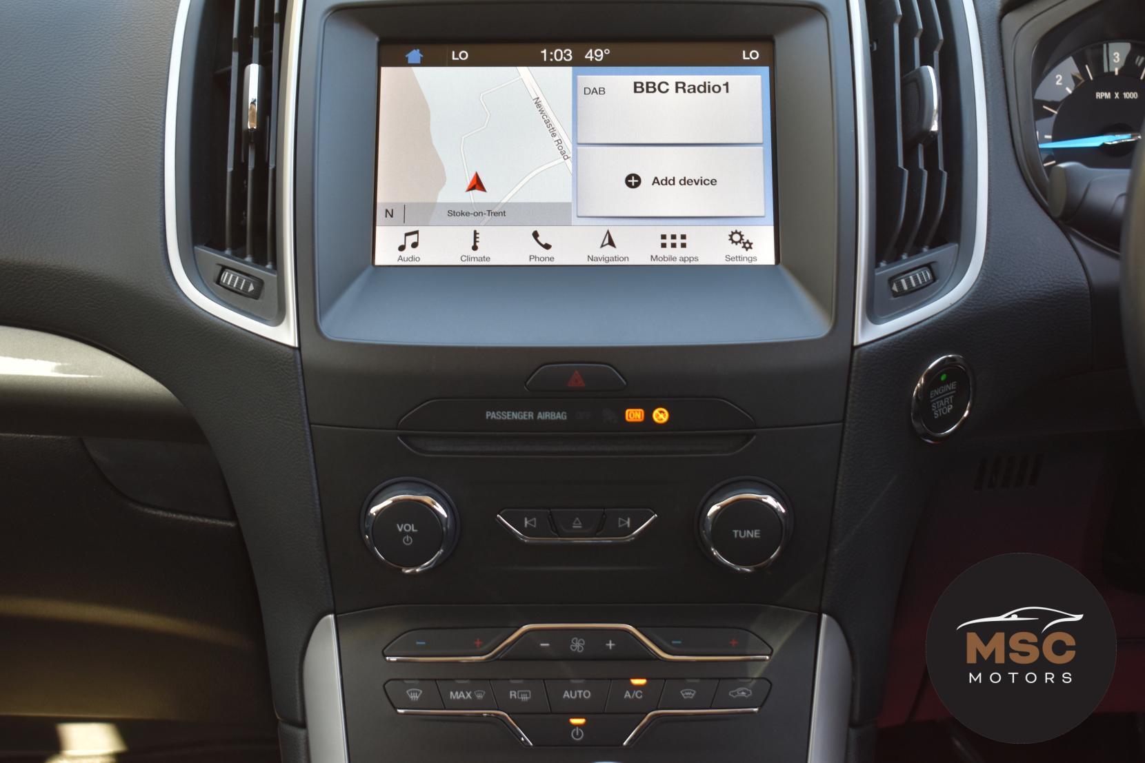 Ford Galaxy view 44