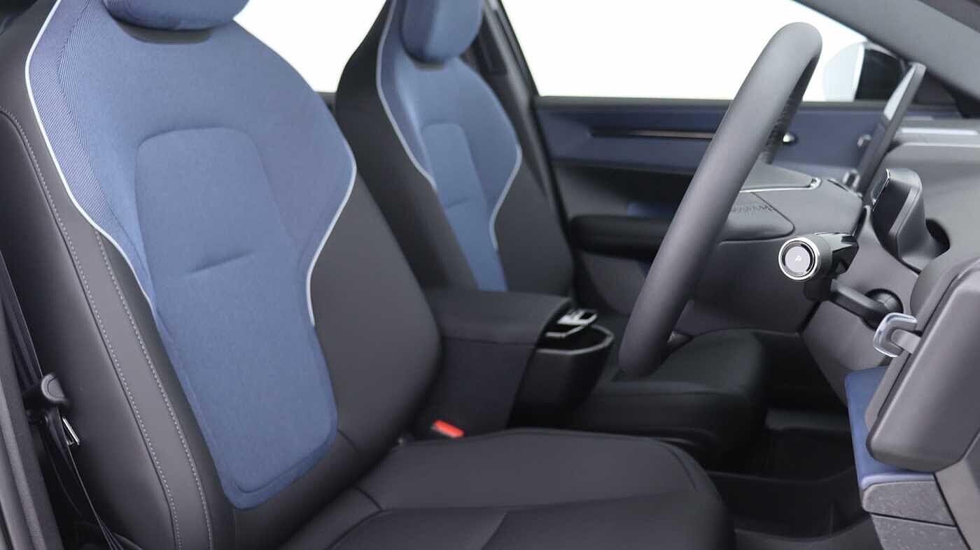 Volvo Ex30 view 9