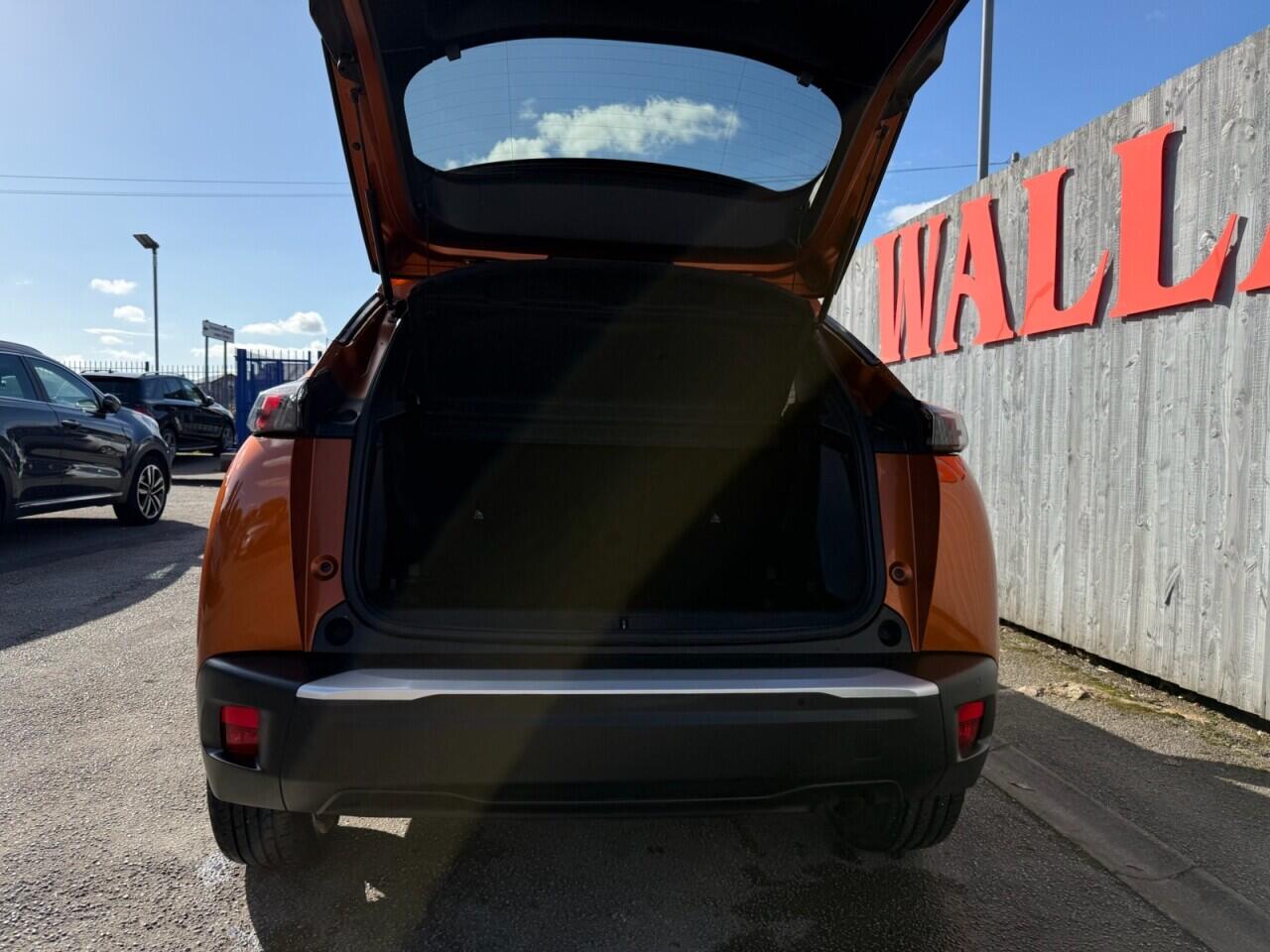 Peugeot 2008 view 39