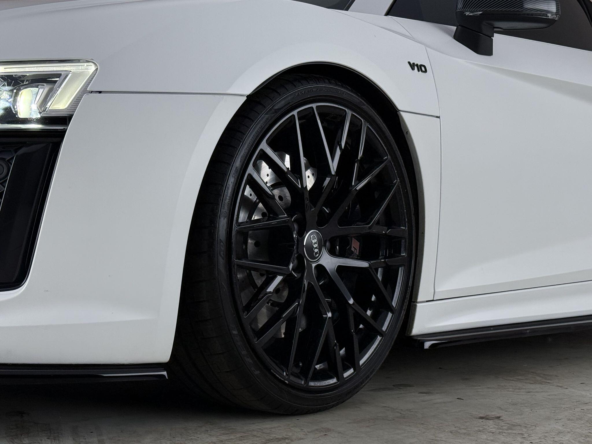 Audi R8 view 58
