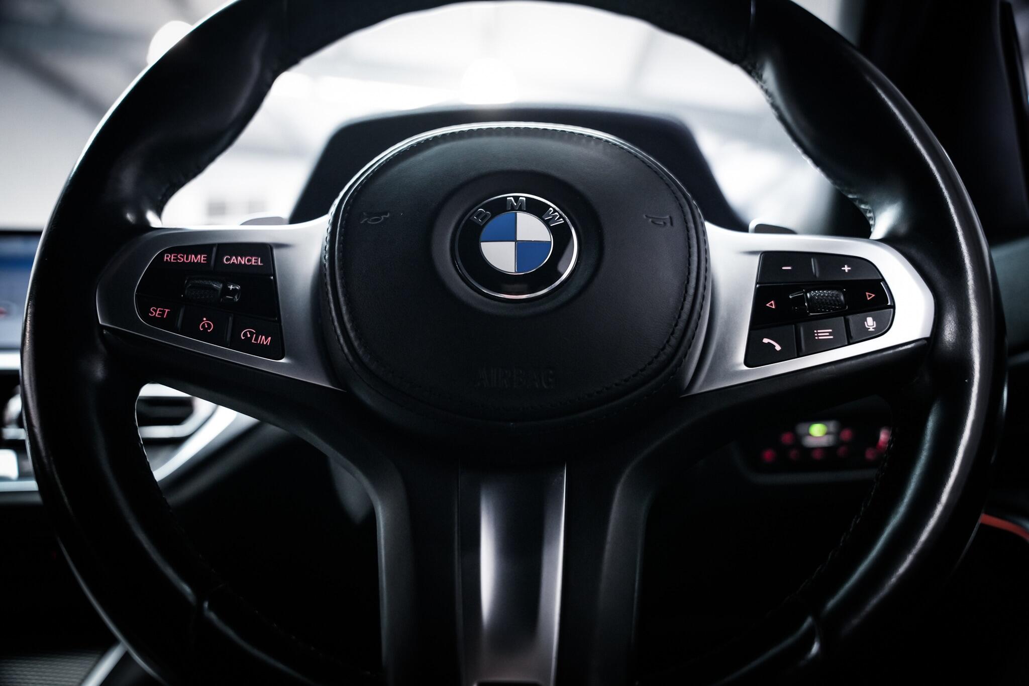 BMW 3 Series view 48