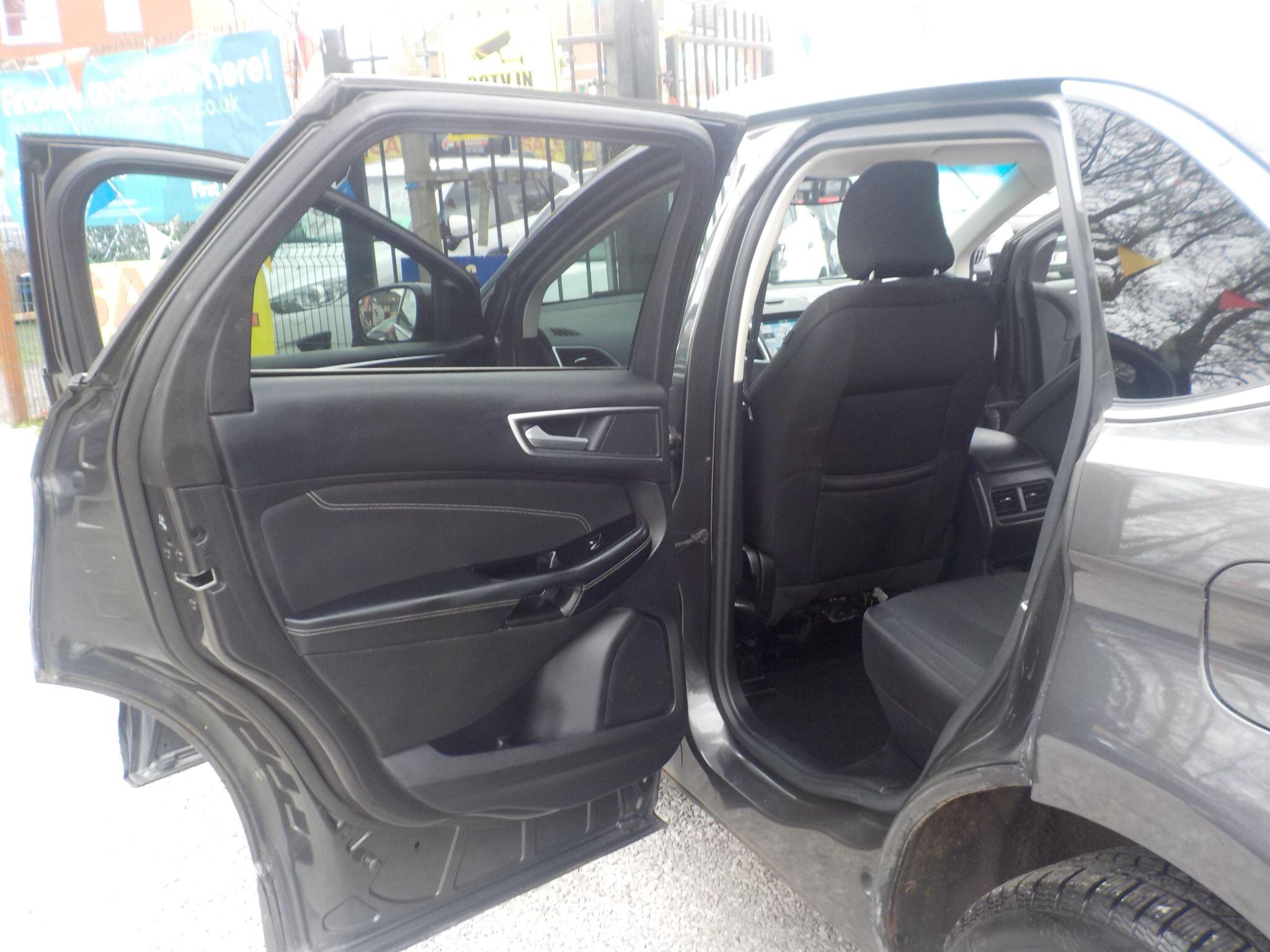 Ford Edge 2.0 TDCi Titanium AWD Euro 6 (s/s) 5dr